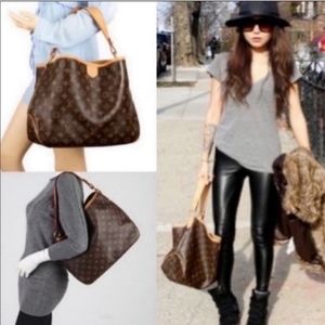 FINAL PRICE DROP!  🥰 beautiful Delightful PM LV Bag, good condition